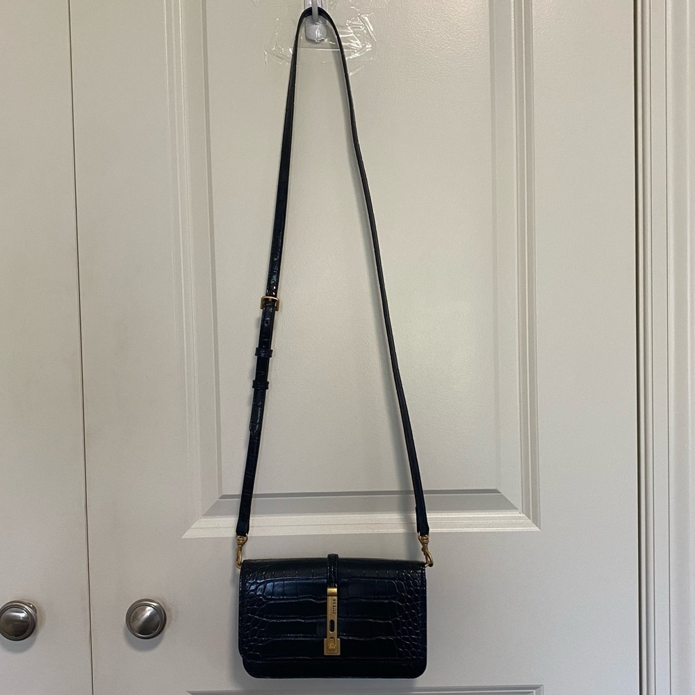 Black Guess Crossbody Purse